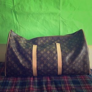 Louis Vuitton Handbag (no handles)
